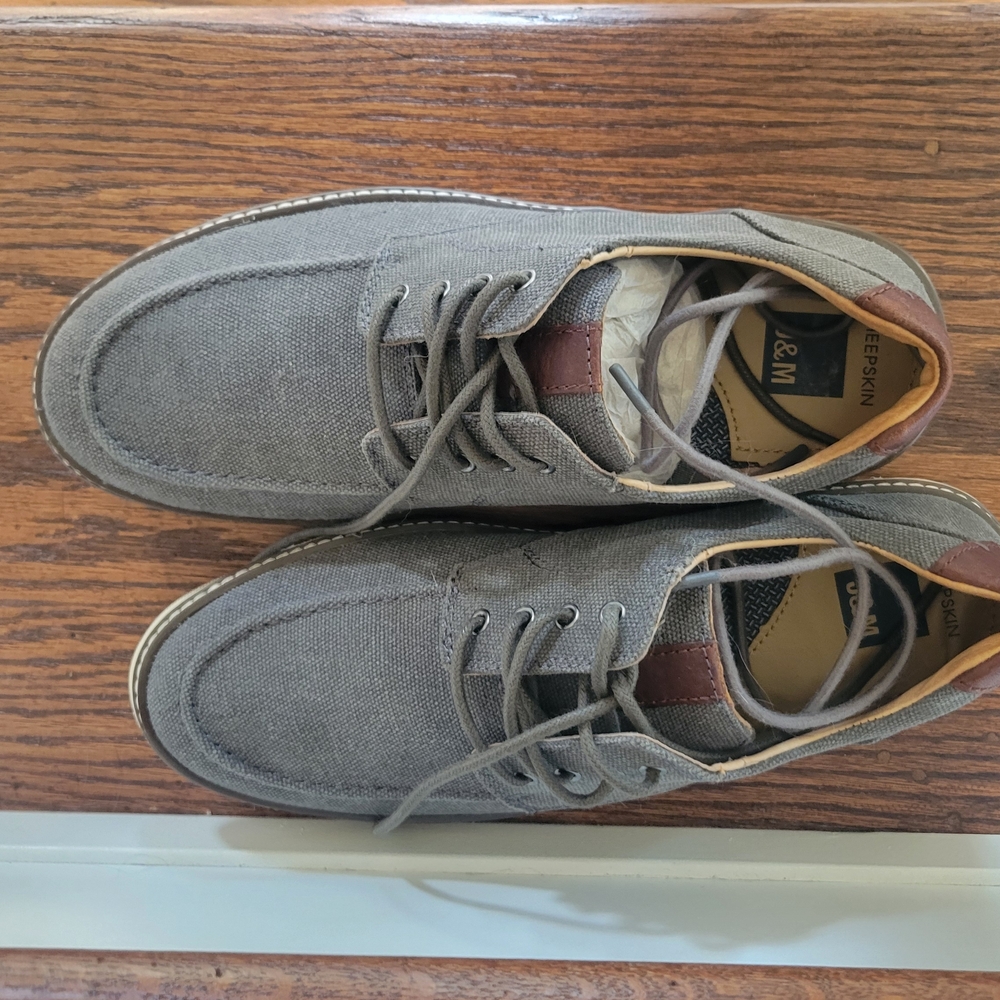 Johnston & Murphy Gray Oxfords with Brown Accents